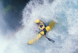 锁定3.3亿顶薪，欲造超级三巨头！关于字母哥下家，悬念并不大了