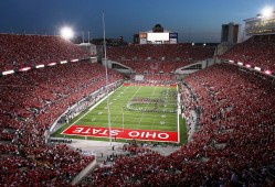 拓媒：杨瀚森在场上太笨拙，这样很难在NBA生存